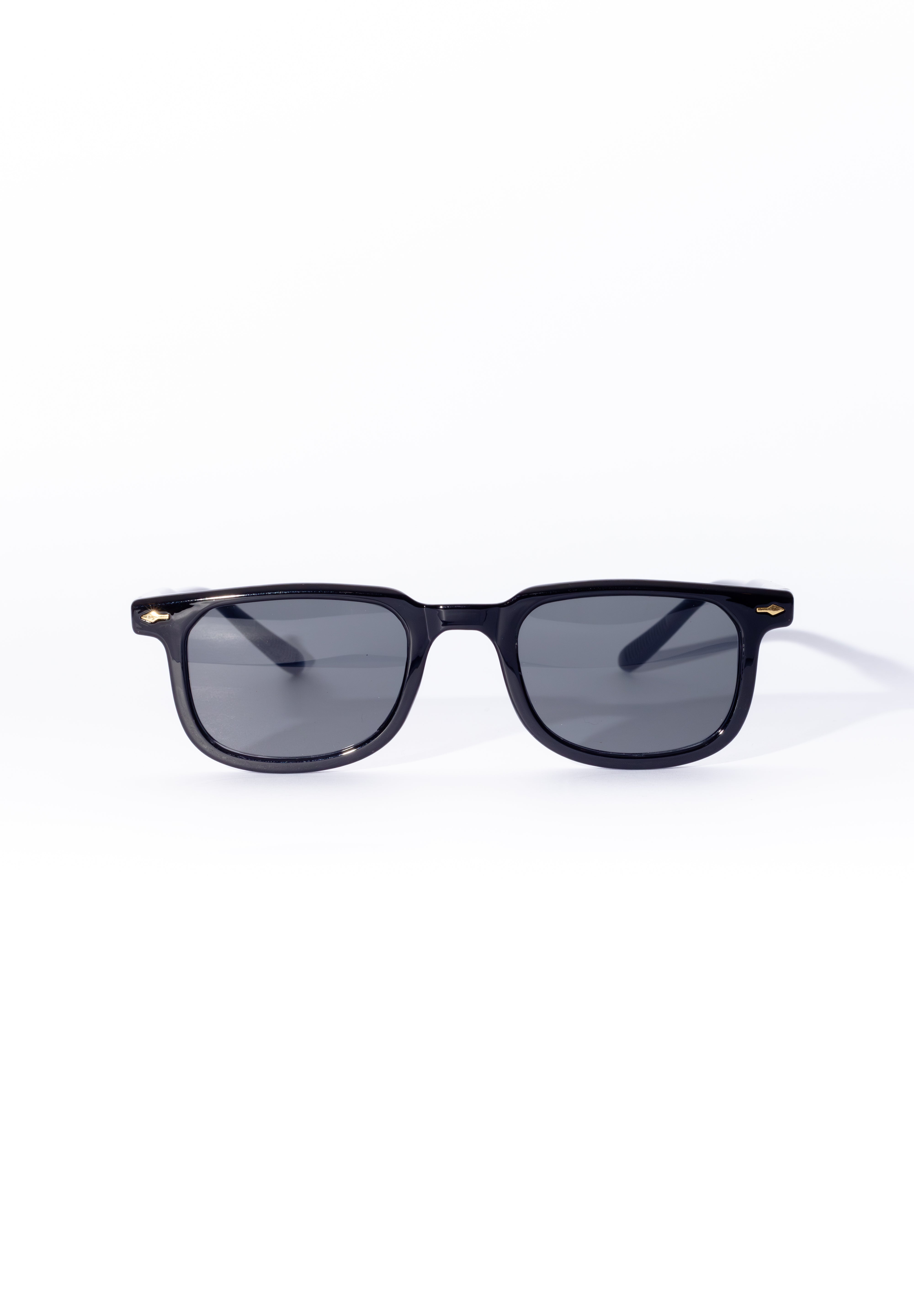 APOLO EYEWEAR
