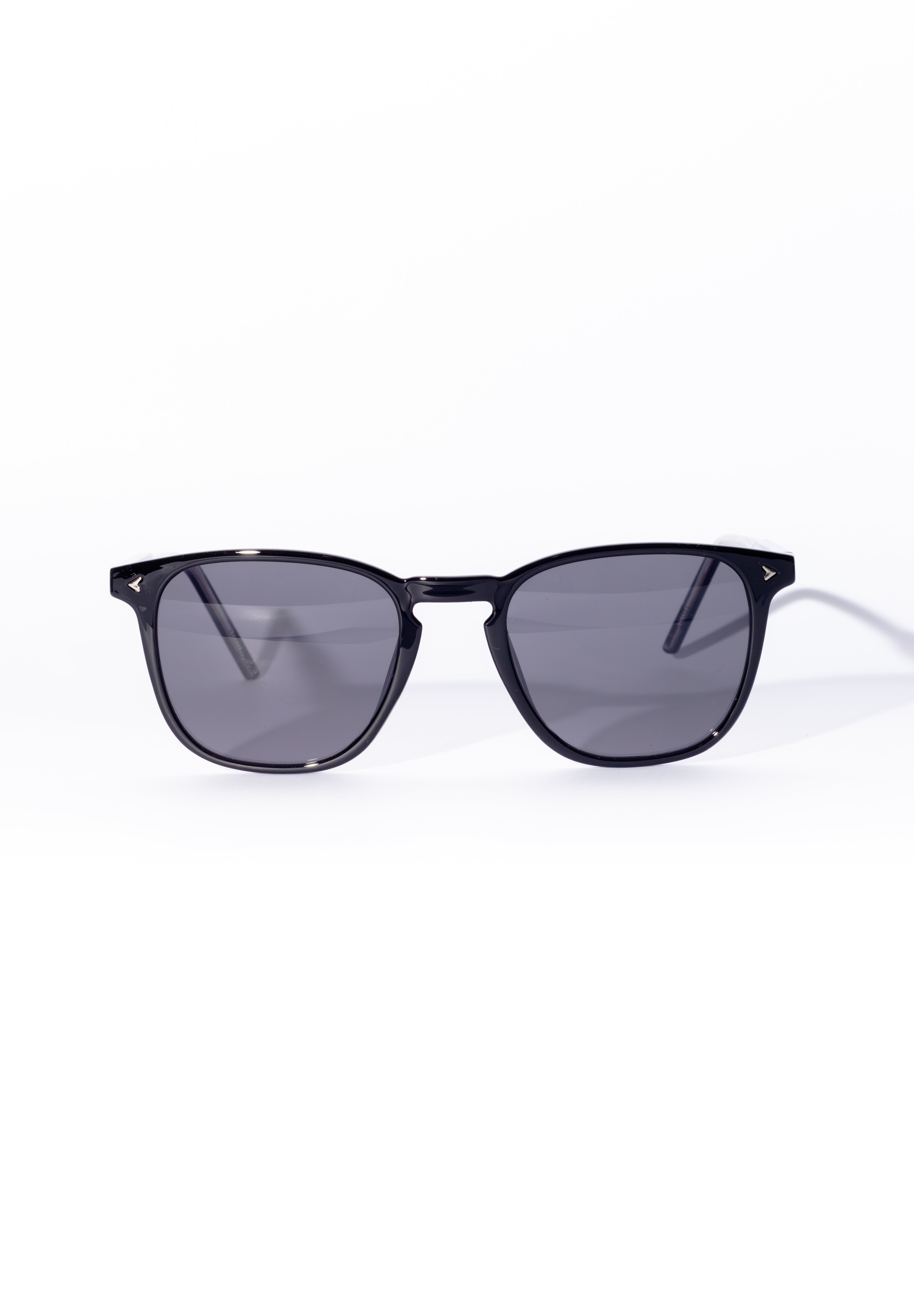 PRAGA EYEWEAR