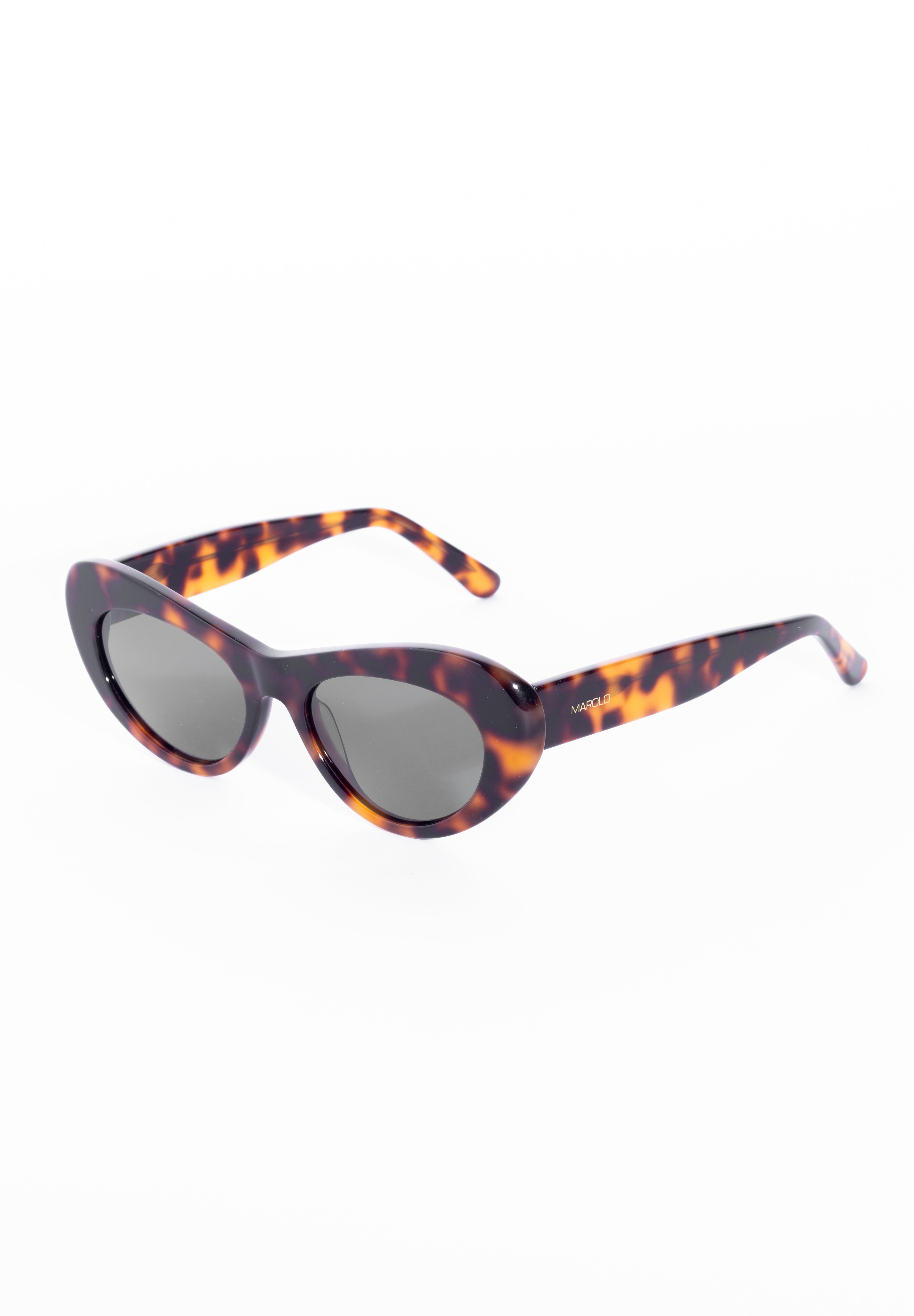 CLASSY EYEWEAR