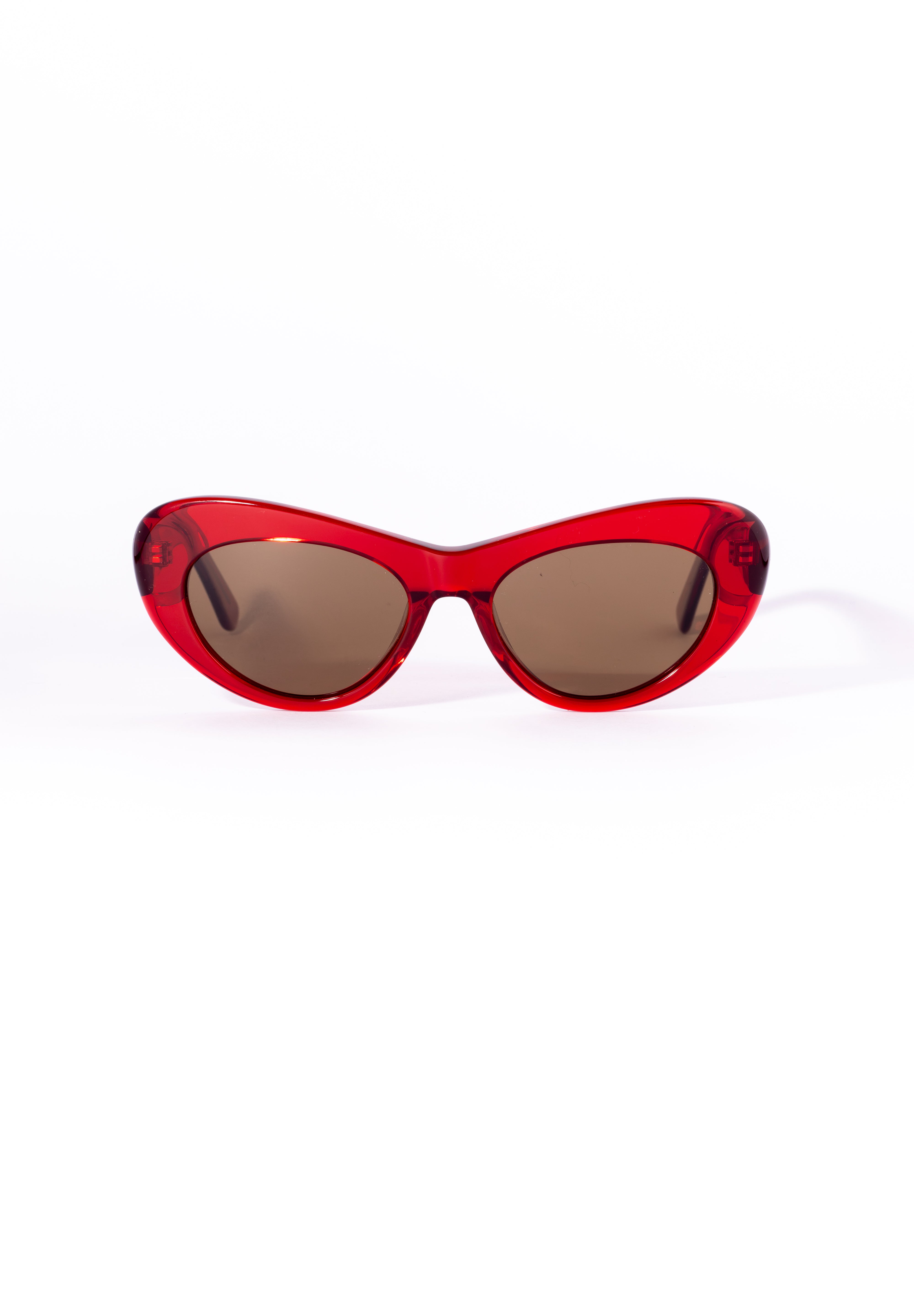 CLASSY EYEWEAR