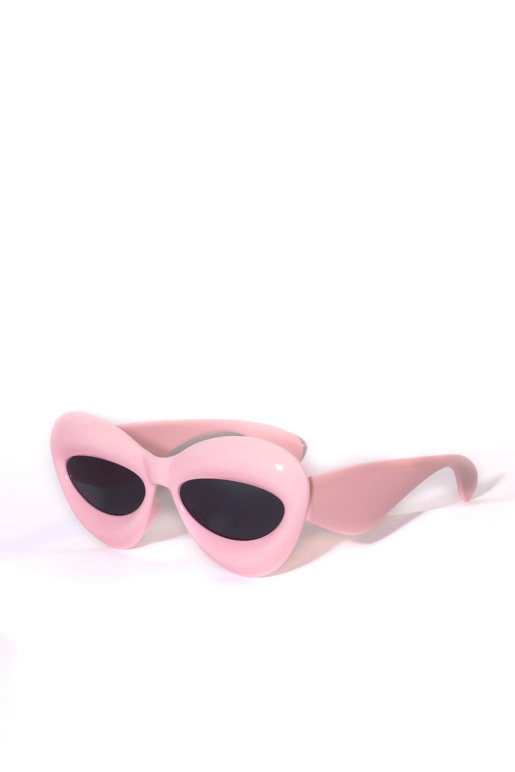 LIPS EYEWEAR